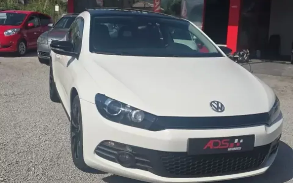 Volkswagen Scirocco 2012 2.0 TDI Sport DSG