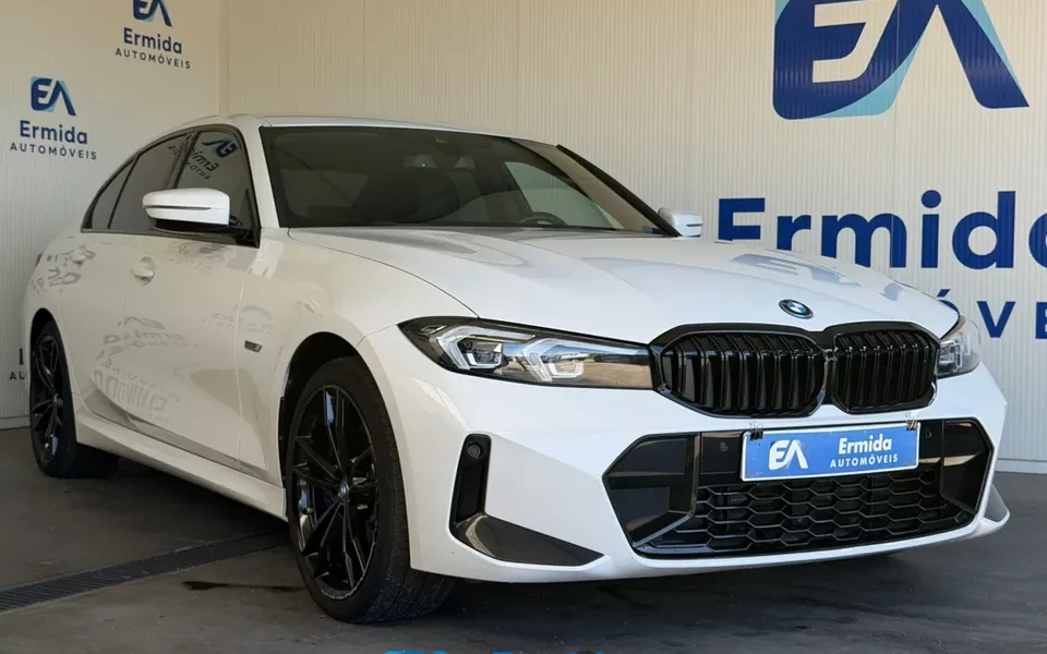 BMW 330