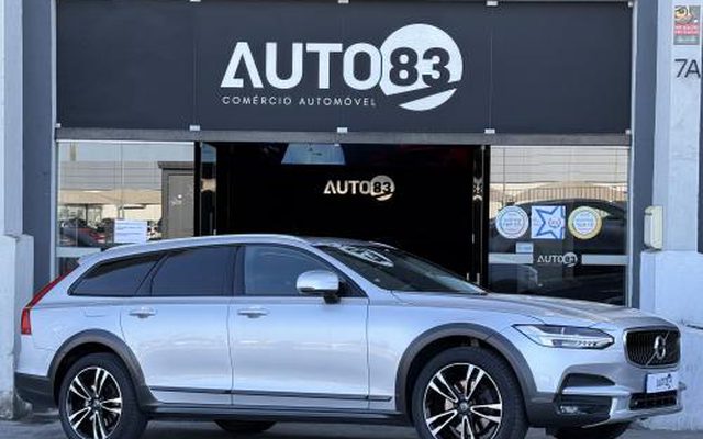 Volvo V90 Cross Country 2.0 D4 AWD