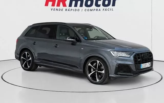 AUDI Q7 Q7 55 TFSIe Black line edition quattro tiptronic