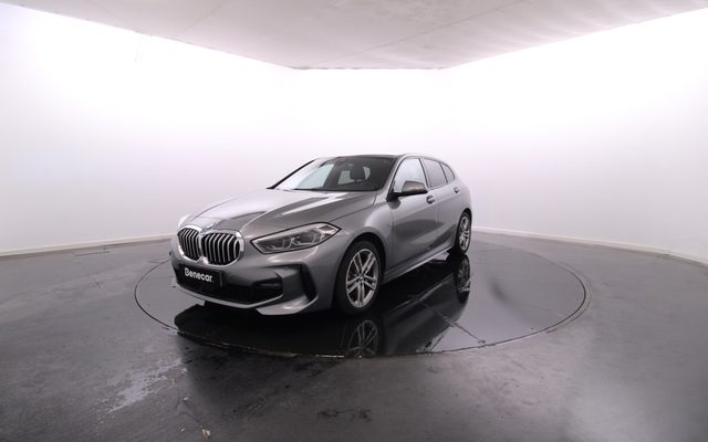 BMW Serie 1 - 116 d Pack M Cx. Aut. / Vidros Escurecidos