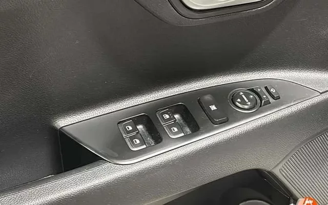 KIA Rio 1.0 T-GDi 74kW (100CV) MHEV iMT Drive