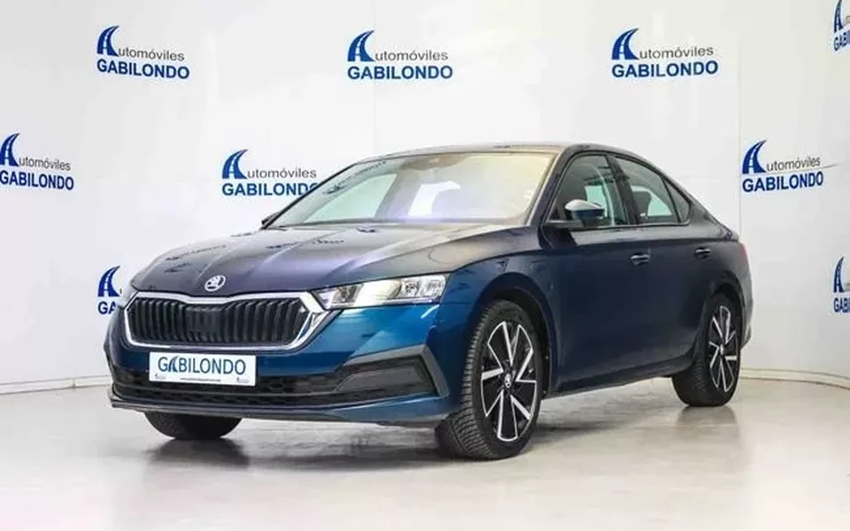 SKODA Octavia Octavia 1.4TSI PHEV Ambition DSG - 22900€ en Valladolid