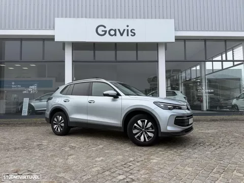 VW Tiguan 1.5 TSI eHybrid Urban DSG Versão Fiscal