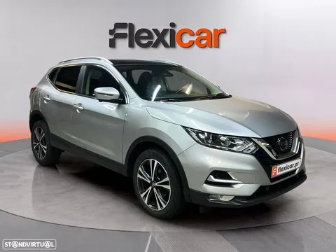 Nissan Qashqai 1.3 DIG-T N-Connecta J18