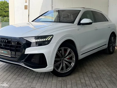 Audi Q8 50 TDI quattro Tiptronic