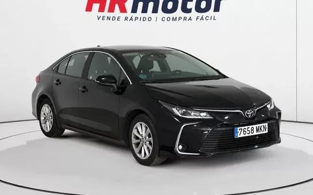 TOYOTA Corolla 1.5 Sedan 92 kW (125 CV)