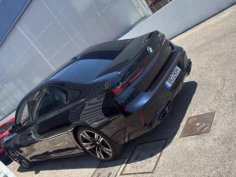 BMW 760 M760e xDrive