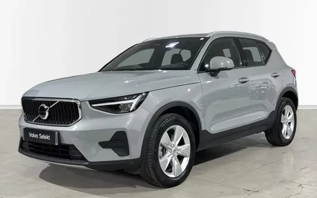 VOLVO XC40 Core, B3 Mild hybrid, Gasolina