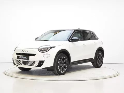 FIAT 600 600 1.2 MHEV La prima DDCT 81kW