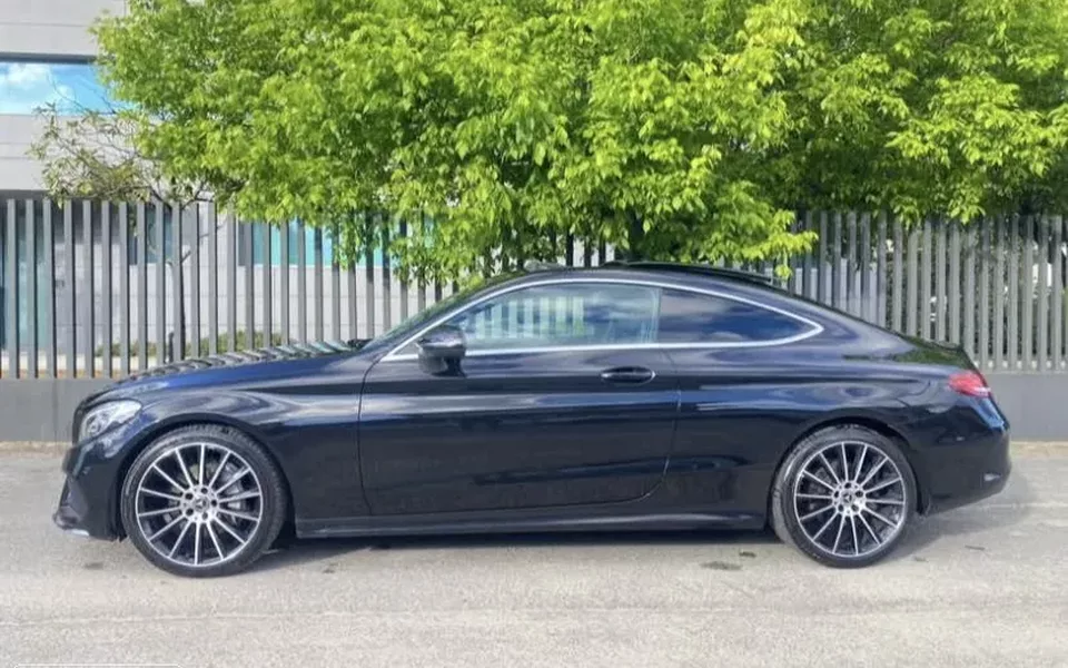 Mercedes-Benz C 220