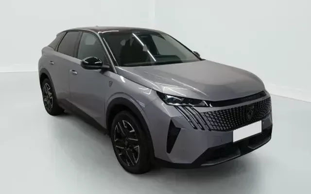 Peugeot 3008 Hybrid 136 e-DCS6 GT Zéro km immatriculé