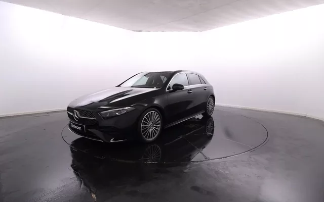 Mercedes-Benz Classe A - 180 d AMG Advanced Plus Cx. Aut. GPS / Vidros Escurecidos / LED / JLL19