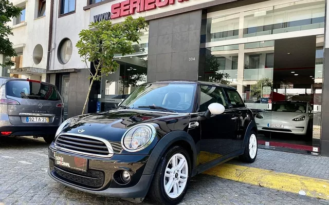 MINI 3 Portas One D