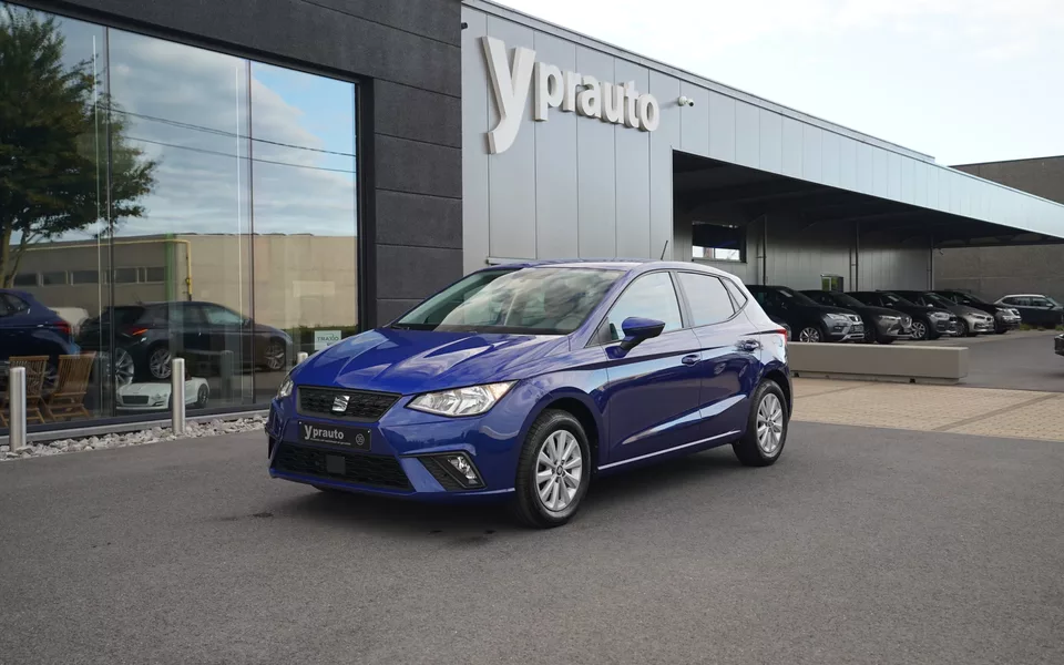 Seat Ibiza 1.0 Full Link AppleAndroid Privacy Parkeersensoren GPS by App. Alu velgen Airco Bleutooth Cruise Frontassist Armsteun DAB tuner Multi-functiestuur
