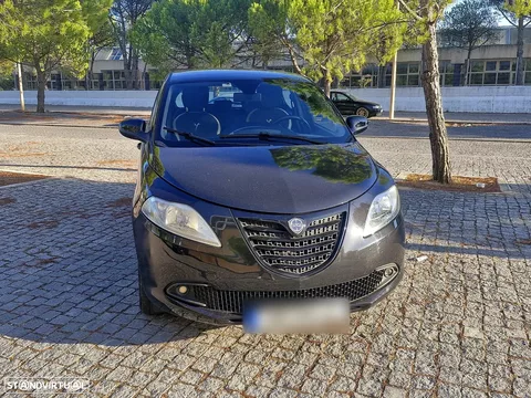 Lancia Ypsilon 1.2 S&S Gold