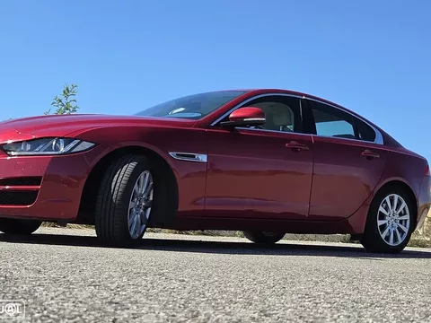 Jaguar XE 20d Aut. Portfolio