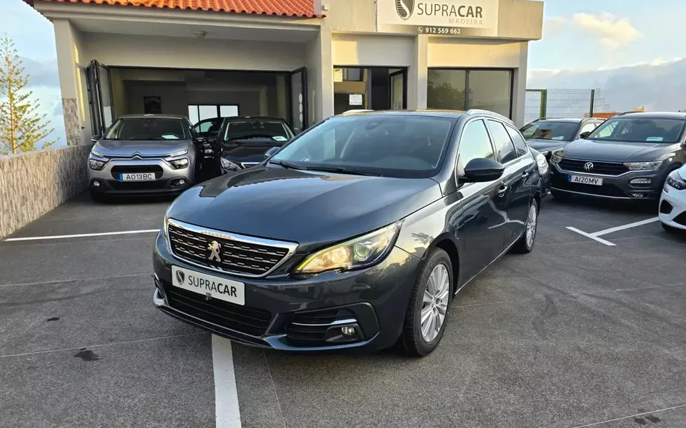 Peugeot 308 1.5 BlueHDi Style EAT8