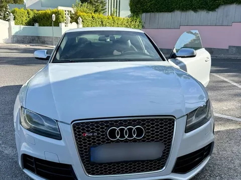 Audi RS5 4.2 FSi quattro