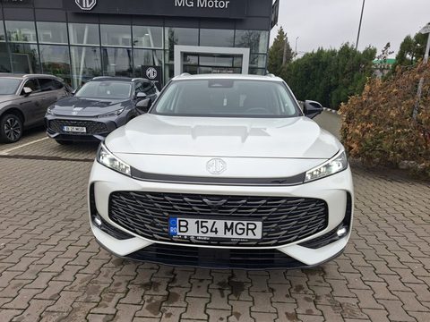 MG HS 2024