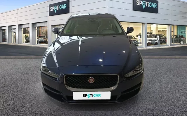 JAGUAR XE XE 2.0 Diesel Prestige AWD Aut. 180