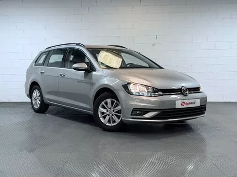 VOLKSWAGEN Golf Golf Variant 1.0 TSI Edition 85kW