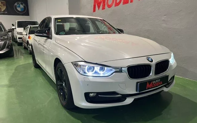 BMW Serie 3 318dA Sport