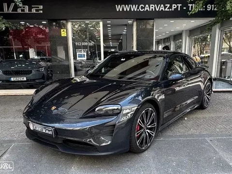 Porsche Taycan Bateria Performance Plus