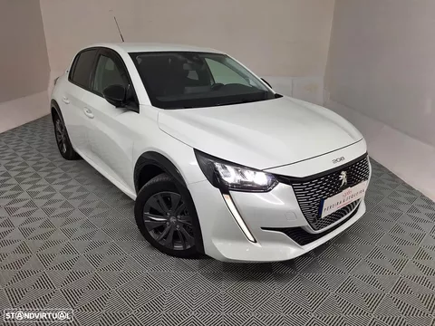 Peugeot e-208 E-Style