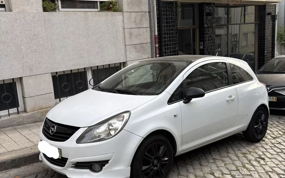 Opel Corsa 1.2 Black Edition