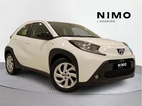 TOYOTA Aygo X Cross AYGO X CROSS 1.0 VVT-I 72CV Play - 13900€ en Huelva