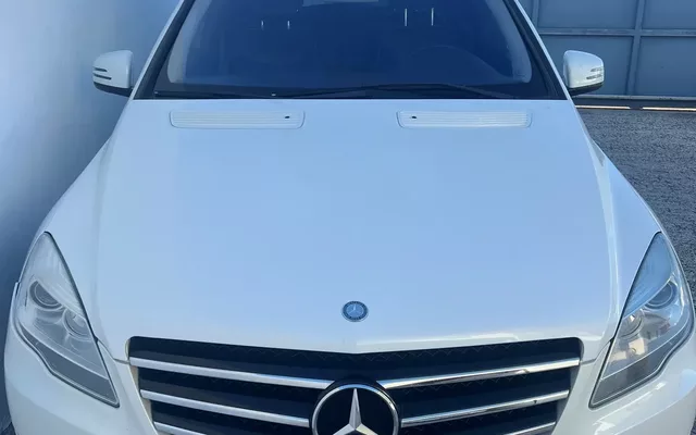 Mercedes-Benz R 300