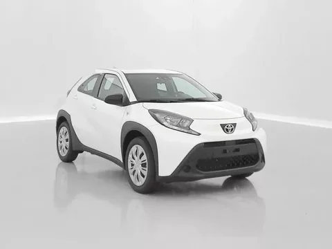 Toyota AYGO X AYGO X 1.0 VVT-i 72ch Dynamic Zéro km immatriculé