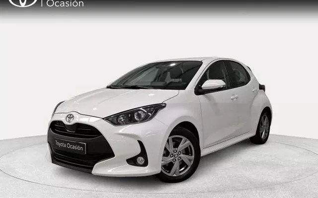 TOYOTA Yaris 1.5 120H Active Plus