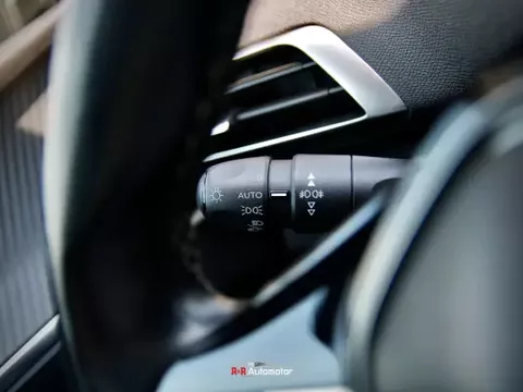 Peugeot 3008 2019 1.5 BlueHDi Active