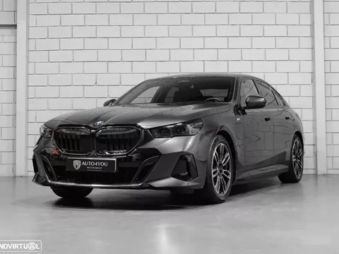 BMW 530 e Pack Desportivo M Pro