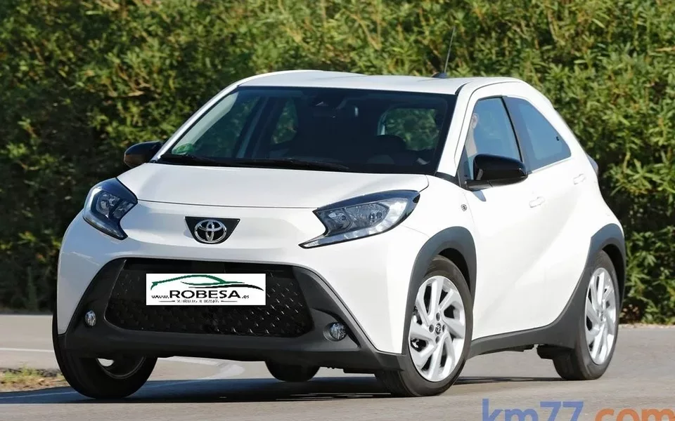 TOYOTA Aygo Aygo 70 x-play