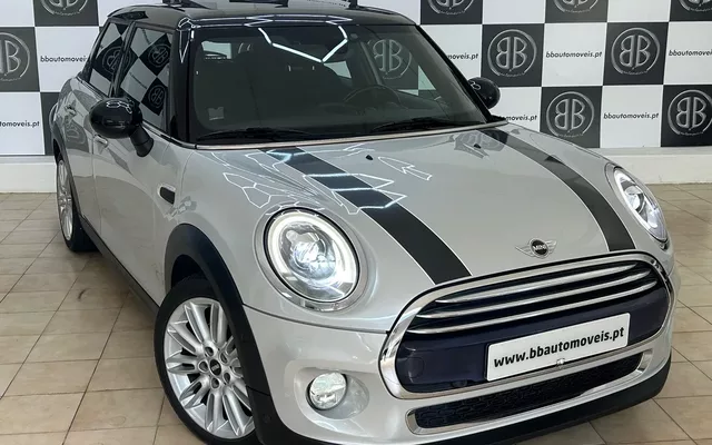 MINI 5 Portas Cooper Aut.