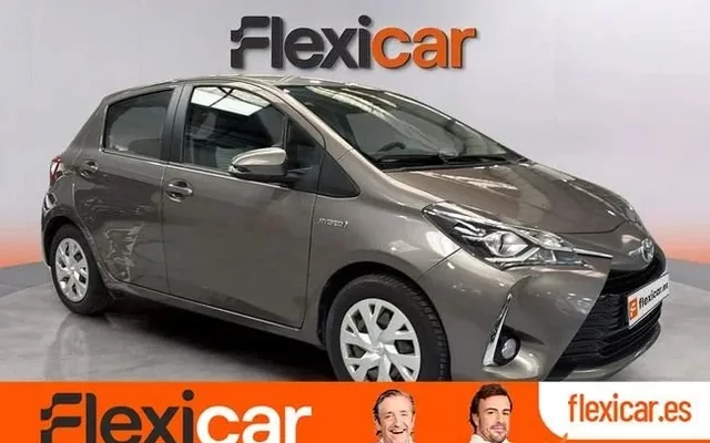 TOYOTA Yaris Yaris 100H 1.5 Active