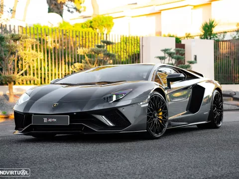 Lamborghini Aventador 6.5 V12 LP740-4 S