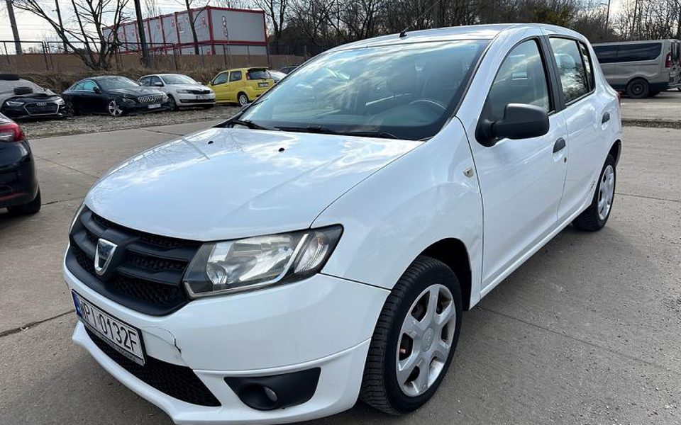 Dacia SANDERO 2016