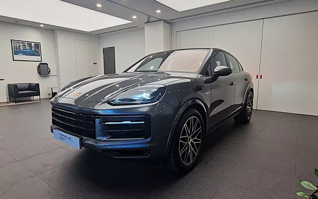 Porsche Cayenne Coupé E-Hybrid