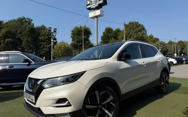 Nissan Qashqai 1.6 dCi Tekna Premium Pele Preta Xtronic