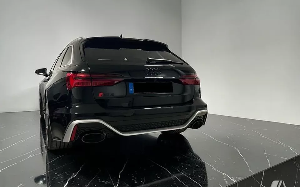 AUDI A6 RS6 Avant TFSI quattro Tiptronic 441kW