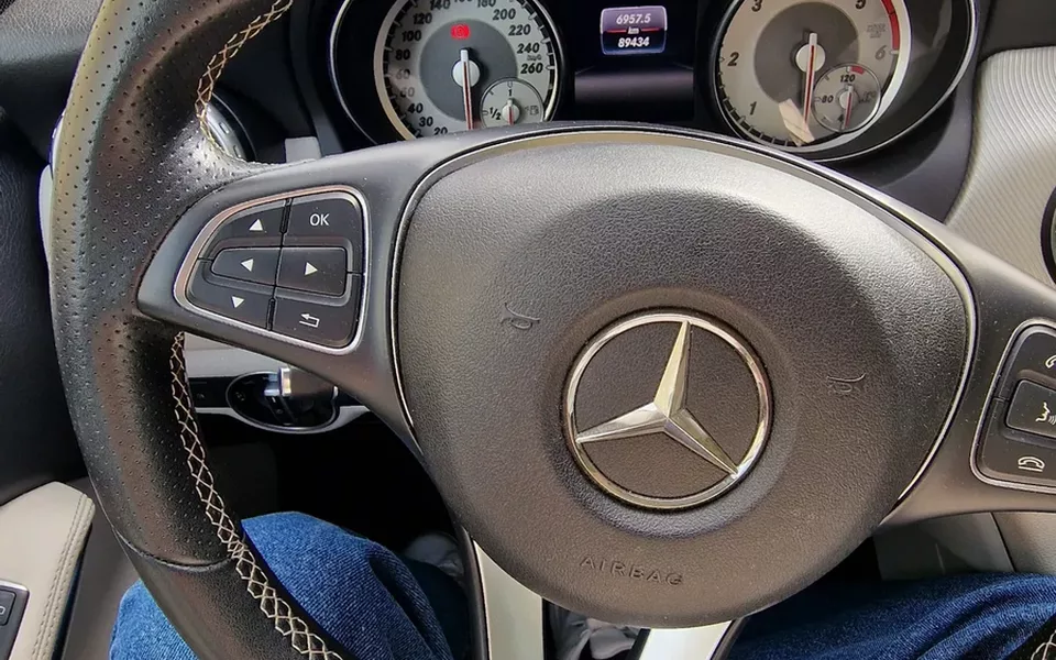 Mercedes-Benz GLA 180 d Urban