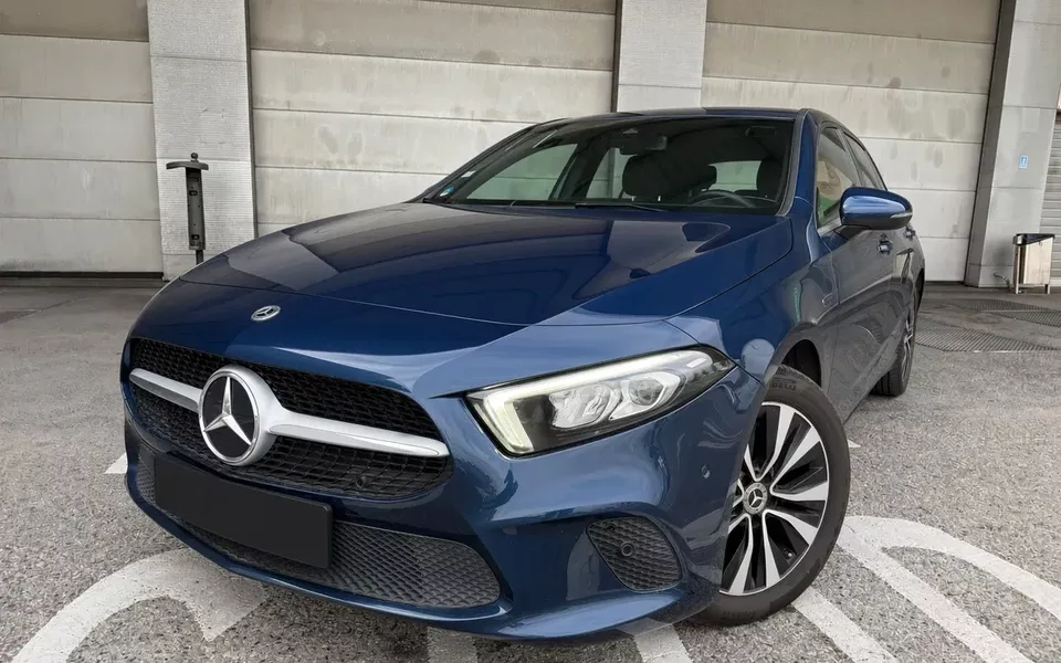 Mercedes-Benz A 250 e 8G-DCT Progressive