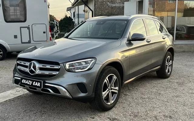 Mercedes-Benz GLC 300 de 4Matic 9G-TRONIC AMG Line