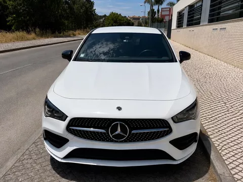 Mercedes-Benz CLA 200 d Shooting Brake AMG Line Aut.
