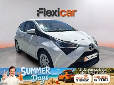 TOYOTA Aygo Aygo 70 x-play