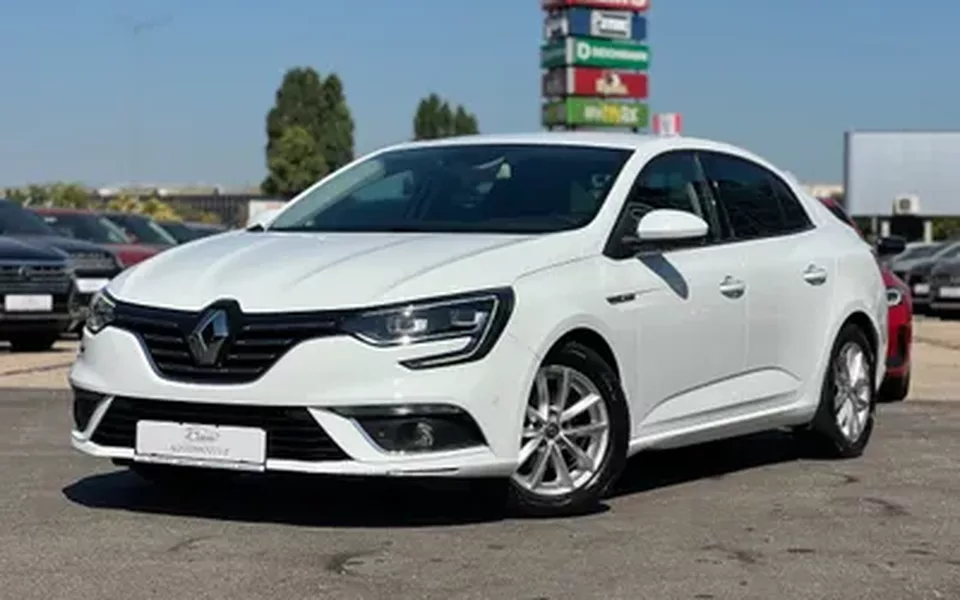 Renault Clio 2023 1.6 E-TECH HYBRID 145 CP